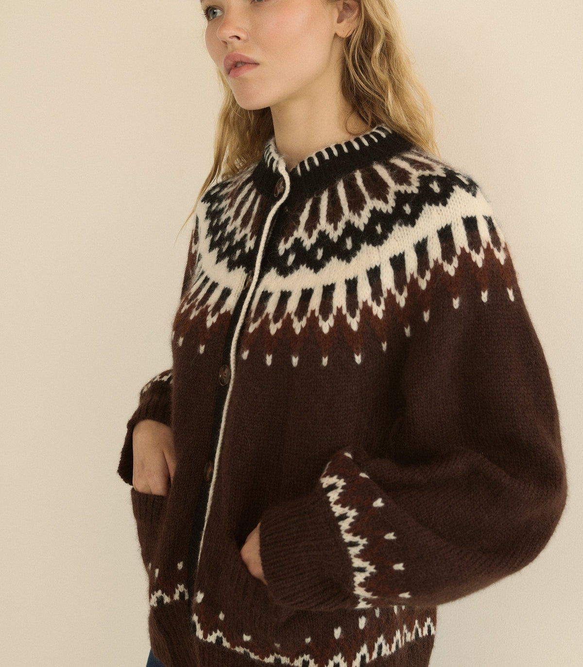 HUE CARDIGAN -- BRUN ABERDEEN FAIR ISLE